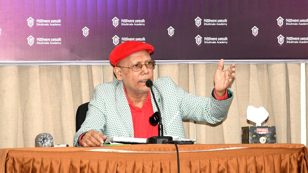 বেগম রোকেয়া অবরুদ্ধ নারী সমাজের মুক্তির দূত