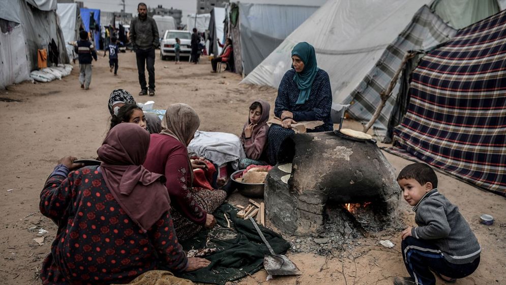 গাজায় ধ্বংস প্রায় ৩ লাখ বাড়ি, তাঁবুতেই শীত কাটাচ্ছেন লাখো ফিলিস্তিনি