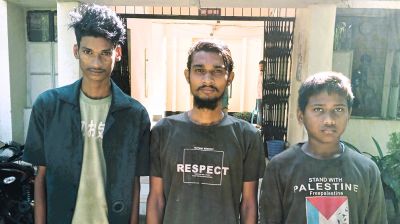 ভারতে তিন বাংলাদেশি আটক