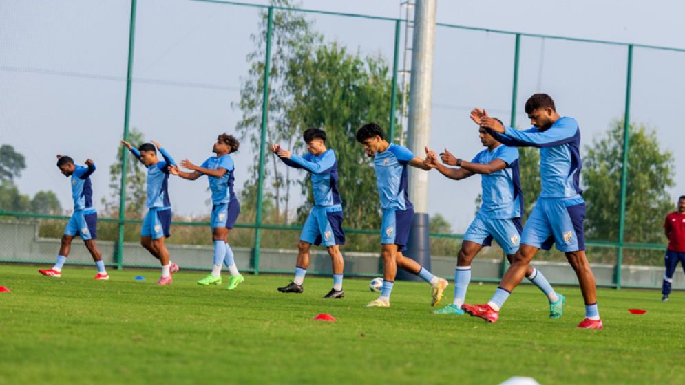 প্রবাসী ফুটবলারকে নিয়েই বাংলাদেশে ভারত