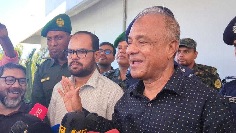 নির্বাচন ঘিরে মাঠে থাকবে ৯ দিনের বিশেষ আইনশৃঙ্খলা বাহিনী: স্বরাষ্ট্র উপদেষ্টা