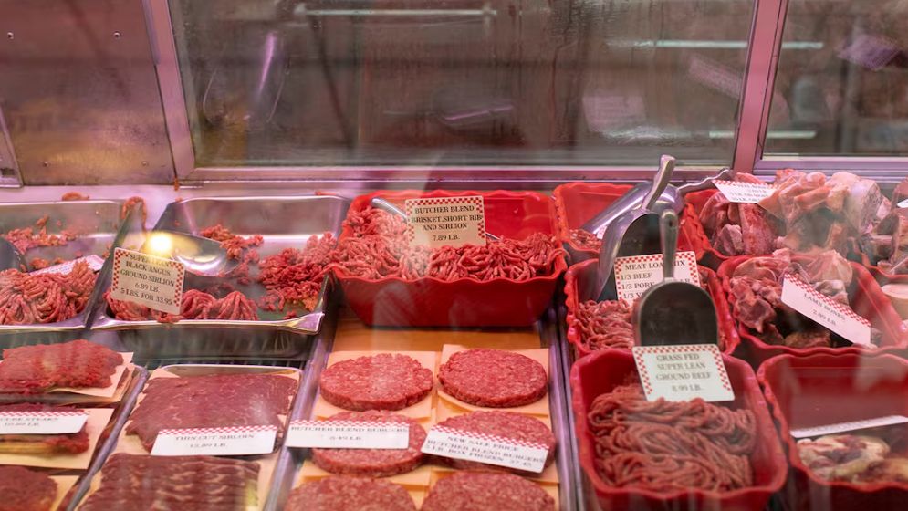 ২ শতাধিক খাদ্যপণ্যের ওপর থেকে শুল্ক তুলে নিলেন ট্রাম্প