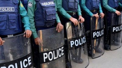 রাজধানীজুড়ে চেকপোস্ট, পুলিশের তল্লাশি