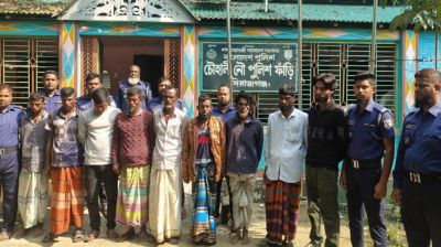 যমুনা নদীতে চাঁদাবাজির সময় গ্রেফতার ১০