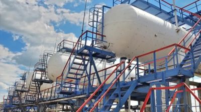 চাপের মধ্যেই যুক্তরাষ্ট্র থেকে গ্যাস কিনবে ভারত