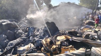 টঙ্গীতে অগ্নিকাণ্ডে ৬ গুদাম পুড়ে ছাই