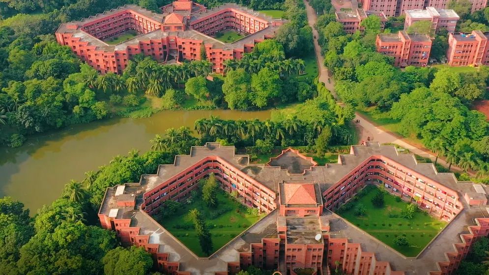 শিক্ষা ও সংস্কৃতির বাতিঘর জাহাঙ্গীরনগর বিশ্ববিদ্যালয়