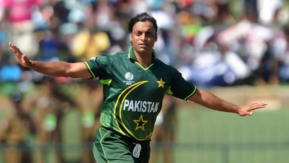 বিপিএলে আসছেন শোয়েব আখতার