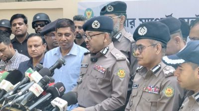 ডিবির সাইবার সাপোর্ট সেন্টার উদ্বোধন করলেন ডিএমপি কমিশনার