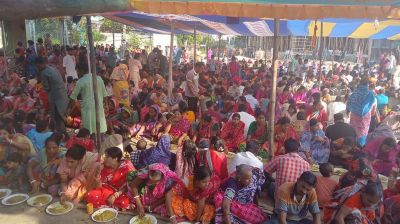 একসঙ্গে আহার করলেন ১০ হাজার মানুষ