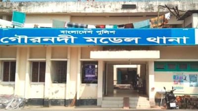 অনৈতিক প্রস্তাবে রাজি না হওয়ায় প্রবাসীর স্ত্রীকে মারধর