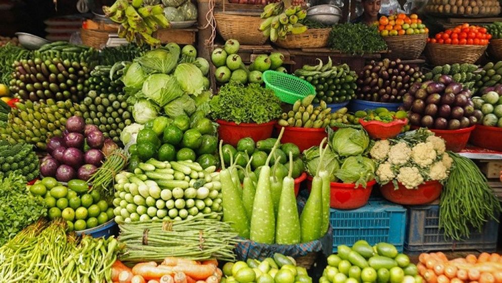 সবজিতে ভরপুর বাজার তবু কমছে না দাম, নেপথ্যে সিন্ডিকেট