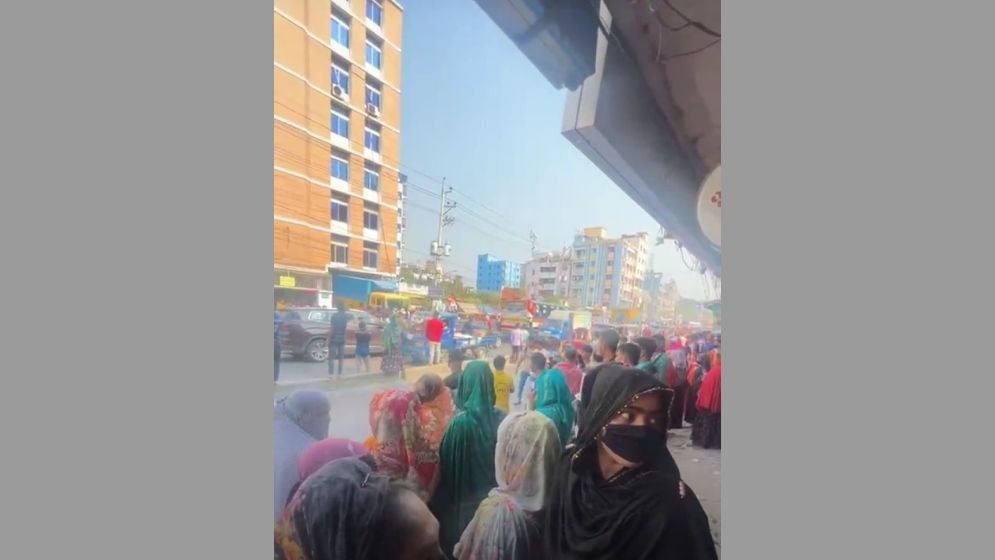 ভয়াবহ ভূমিকম্পে আতঙ্কে গাজীপুরবাসী, অনেক আহত