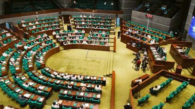 তত্ত্বাবধায়ক বিল বাতিলের বিপক্ষে ভোট দিয়েছিলেন একজন, তিনি কে?
