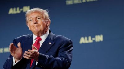 ট্রাম্পের ৩৫০% শুল্ক হুমকিতে যুদ্ধ থামিয়েছে ভারত-পাকিস্তান