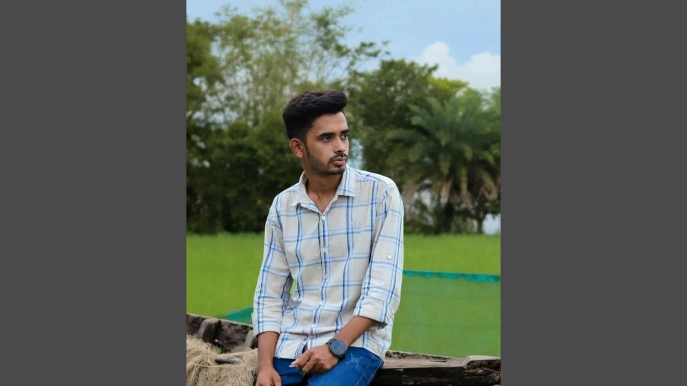 মোটরসাইকেল দুর্ঘটনায় প্রাণ গেল বিশ্ববিদ্যালয় শিক্ষার্থীর