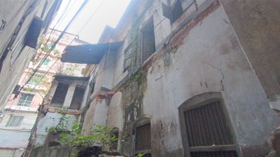 শতবর্ষী বংশাল পুলিশ ফাঁড়ি যেন ‘মৃত্যুফাঁদ’