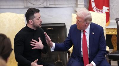 শান্তি পরিকল্পনা মেনে নিতে জেলেনস্কিকে আল্টিমেটাম ট্রাম্পের