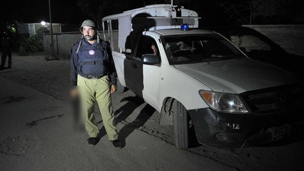 পাকিস্তানে বিস্ফোরণে ২ পুলিশ নিহত