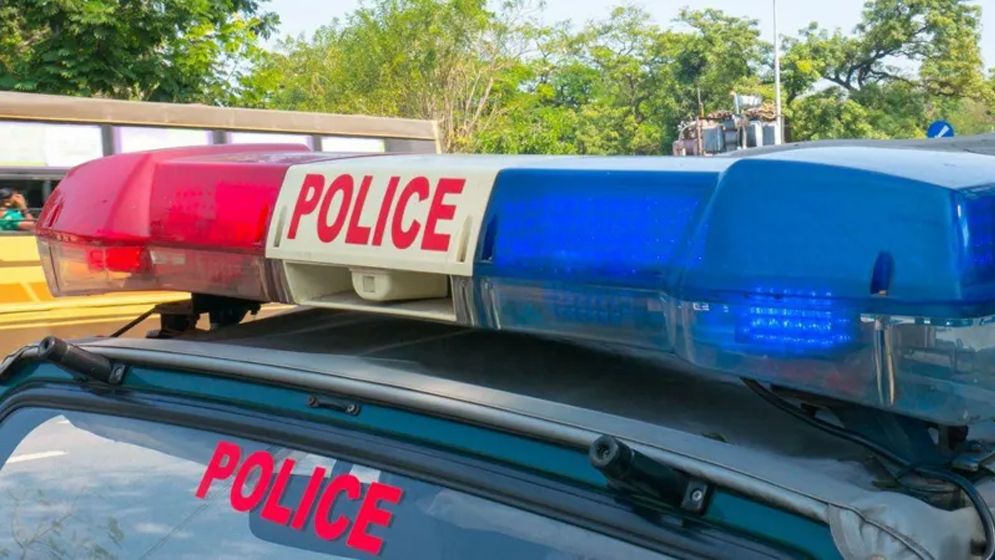 ব্যাংক কর্মকর্তা সেজে ১০ কোটি টাকা লুট