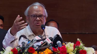 রাজনীতি রাজনীতিবিদদের হাতেই থাকা উচিত: রিজভী