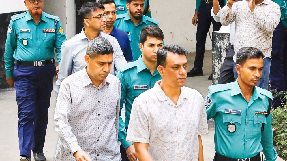 ১৩ সেনা কর্মকর্তার ভার্চুয়াল হাজিরার আবেদন নাকচ