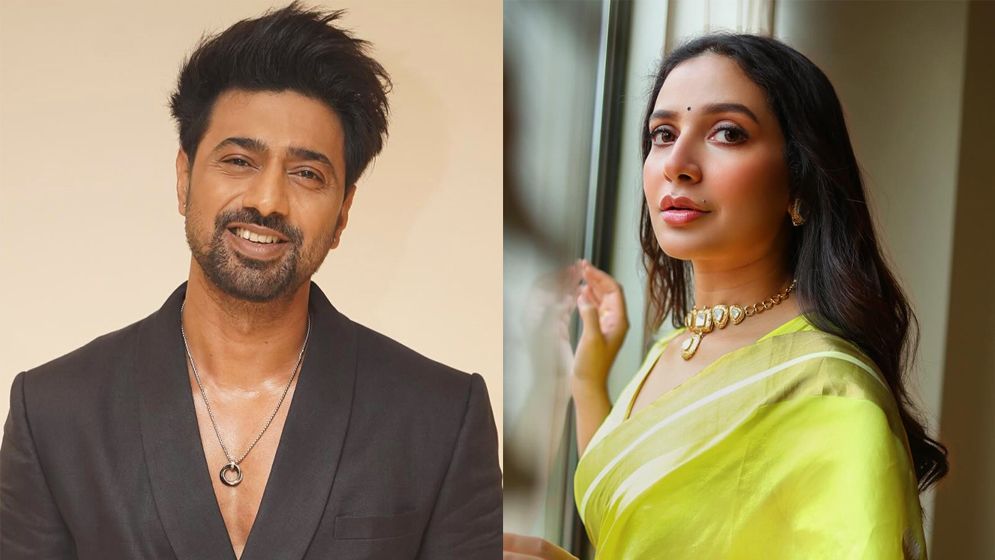 বড়দিনে ফের মুখোমুখি দেব–শুভশ্রী