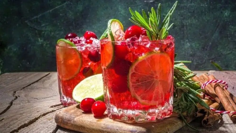 ইউরিন ইনফেকশন হলে কেন বারবার ক্র্যানবেরি জুস খাওয়া উচিত