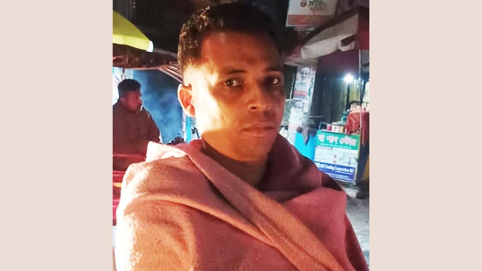 স্ত্রীকে ছুরিকাঘাত করে থানায় গেলেন স্বামী