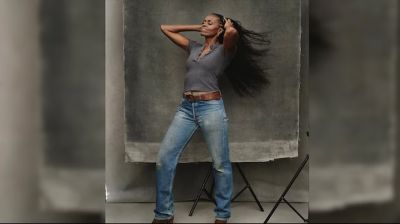 মিশেল ওবামার ‘ফটোশ্যুট’ ঘিরে তোলপাড়, কিসের ইঙ্গিত সাবেক ফার্স্ট লেডির