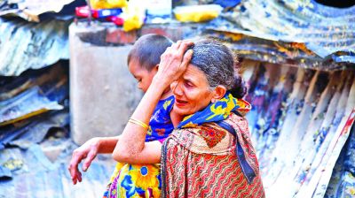 খোলা আকাশের নিচে নিঃস্বদের আহাজারি