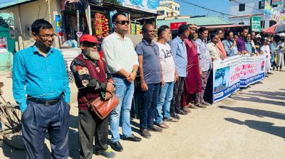 কুমিল্লায় যমুনা টিভির সাংবাদিককে হত্যার হুমকি, প্রতিবাদে মানববন্ধন