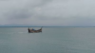 ফের ১২ জেলেকে ধরে নিয়ে গেছে আরাকান আর্মি