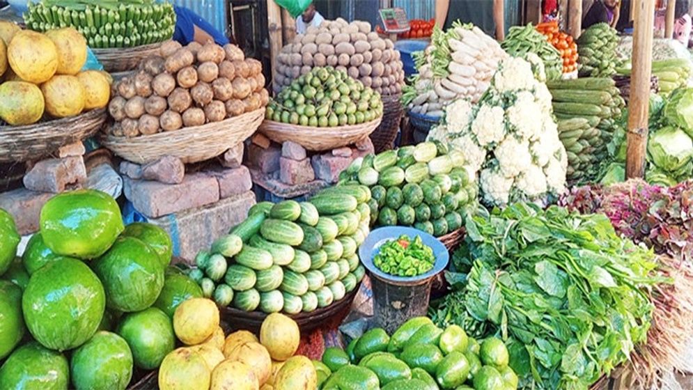 কৃষকের ঘাম আর ভোক্তার পকেট— দুটোই লুটছে সিন্ডিকেট