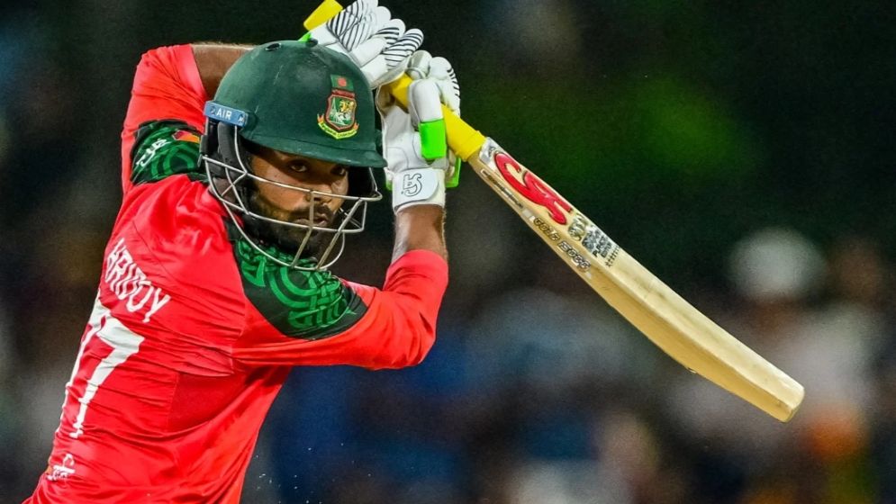 আপনারা অনেকে ভাবেন, আমি দলে থাকার যোগ্যও নই: তাওহিদ হৃদয়