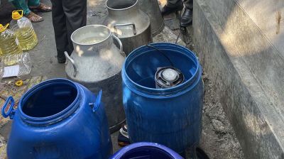 নকল দুধ কারখানার মালিক পলাতক, স্ত্রীকে জরিমানা