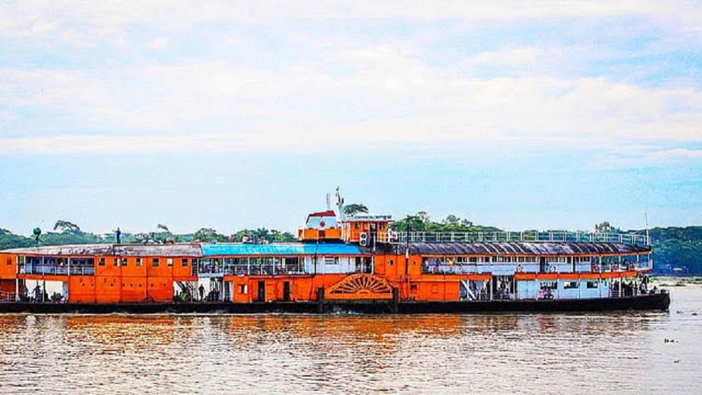 বিরতি ভেঙে ফের বরিশালে ঐতিহ্যের স্টিমার ‘পিএস মাহসুদ’