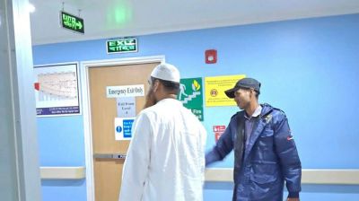 হাসপাতালে গিয়ে খালেদা জিয়ার স্বাস্থ্যের খোঁজ নিলেন মামুনুল হক