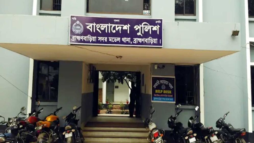 স্বেচ্ছাসেবক দল নেতাসহ ৭ জনের নামে মামলা