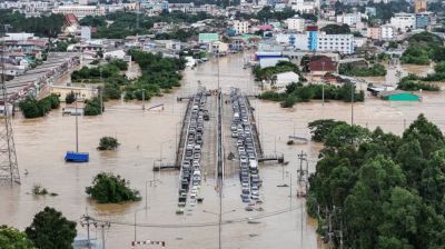 ভয়াবহ ঝড়ে এশিয়ার চার দেশে মৃত ৯ শতাধিক, নিখোঁজ বহু