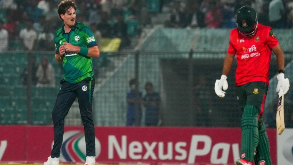 দুই রেকর্ডের ম্যাচে বাংলাদেশের হাসি