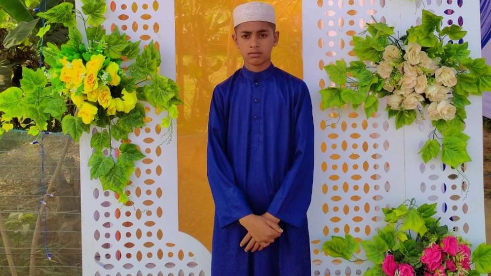 খেলা করে বাড়ি ফেরার সময় প্রাণ গেল মাদ্রাসাছাত্রের