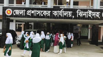 শিক্ষার্থীদের বিক্ষোভের মুখে বৃহস্পতিবার থেকে পরীক্ষা নেওয়ার সিদ্ধান্ত