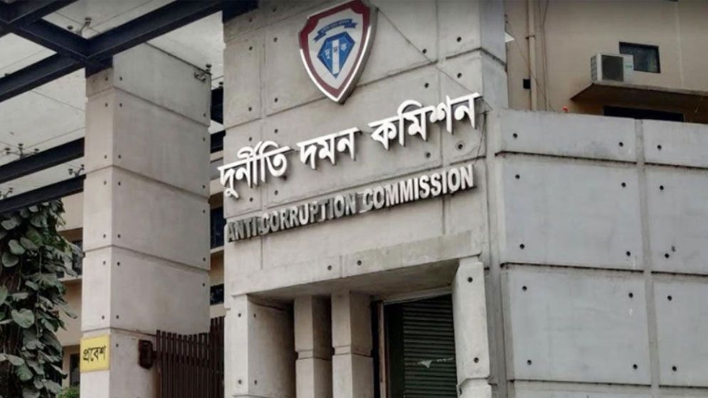 সাবেক সচিব প্রশান্ত কুমার রায়ের বিরুদ্ধে চার্জশিট