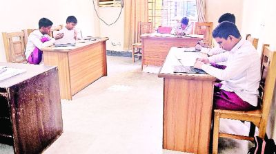 প্রতিবন্ধীদের মূলধারায় যুক্ত করতে হবে