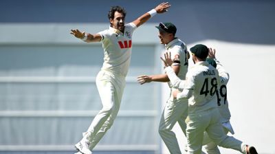 আবারও প্রথম ওভারে উইকেট, বিশ্বরেকর্ড গড়লেন স্টার্ক