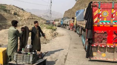 আফগান সীমান্ত ক্রসিং খুলে দিল পাকিস্তান