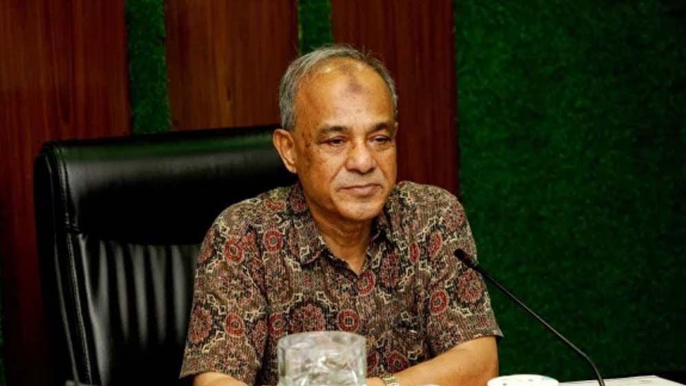 অস্ত্র উদ্ধারে সরকারের কোনো ব্যর্থতা নেই: স্বরাষ্ট্র উপদেষ্টা