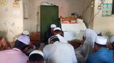 মনপুরার ১৪৭ মসজিদে খালেদা জিয়ার জন্য দোয়া