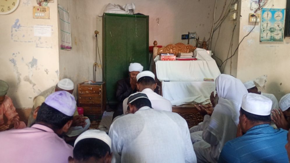 মনপুরার ১৪৭ মসজিদে খালেদা জিয়ার জন্য দোয়া